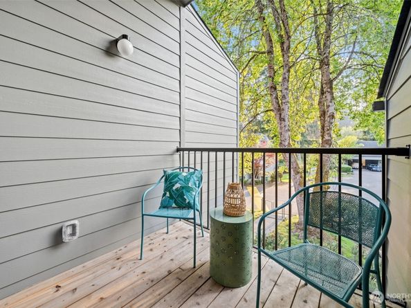 6439 NE 139th Avenue 30, Redmond WA 98052