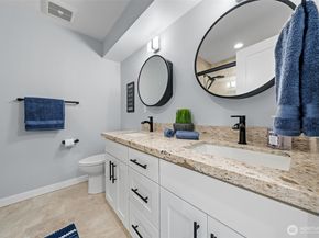 6439 NE 139th Avenue 30, Redmond WA 98052
