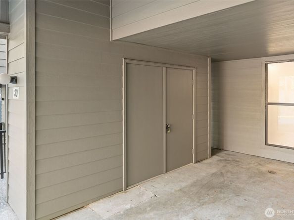 6439 NE 139th Avenue 30, Redmond WA 98052