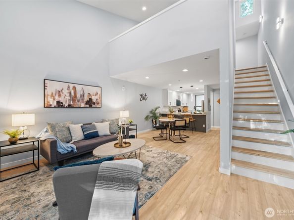 6439 NE 139th Avenue 30, Redmond WA 98052