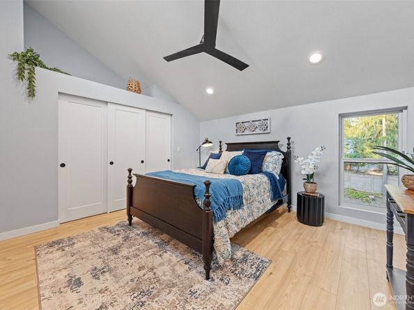 6439 NE 139th Avenue 30, Redmond WA 98052