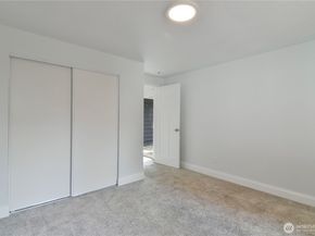 21502 52nd Avenue W, Mountlake Terrace WA 98043