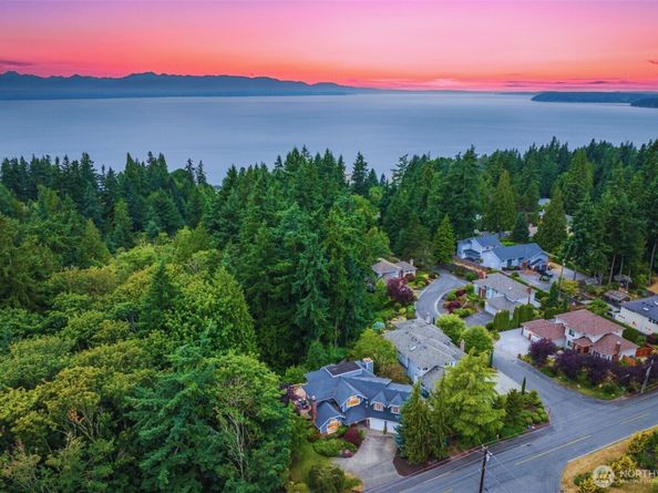 16116 68th Avenue W, Edmonds WA 98026