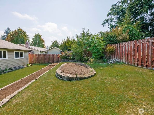 7206 6th Avenue W, Everett WA 98203