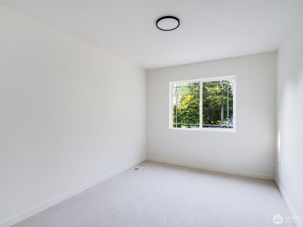 4906 S 318th Street, Auburn WA 98001