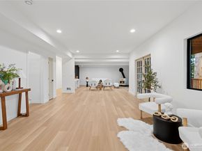 9320 Hoeder Lane, Bothell WA 98011