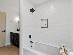 9320 Hoeder Lane, Bothell WA 98011