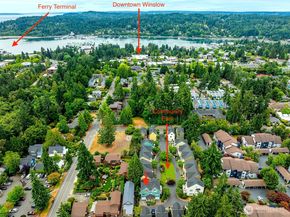 346 Wyatt Way NE 10, Bainbridge Island WA 98110