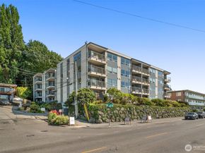 2200 Alki Avenue SW 405, Seattle WA 98116