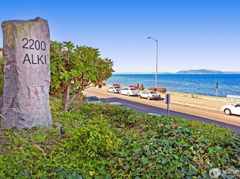 2200 Alki Avenue SW