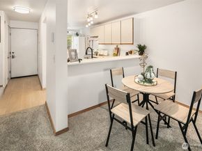 260 Newport Way NW 23, Issaquah WA 98027
