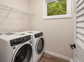 11524 38th Avenue NE, Seattle WA 98125