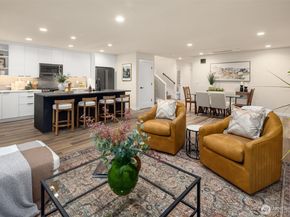 11524 38th Avenue NE, Seattle WA 98125