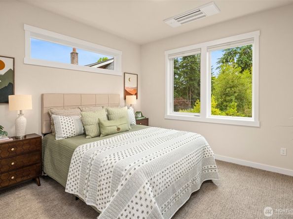 11524 38th Avenue NE, Seattle WA 98125