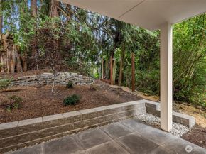 11524 38th Avenue NE, Seattle WA 98125