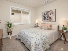 11524 38th Avenue NE, Seattle WA 98125