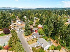 33304 33rd Place SW, Federal Way WA 98023