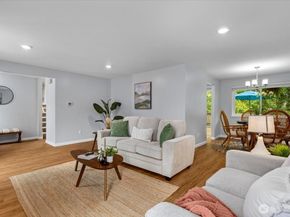 33304 33rd Place SW, Federal Way WA 98023