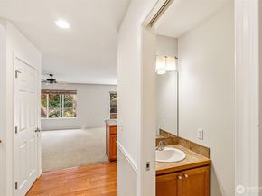 28423 33rd Lane S 67, Auburn WA 98001