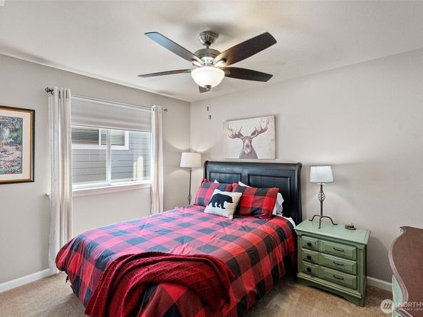 3842 Portside Drive, Bremerton WA 98312
