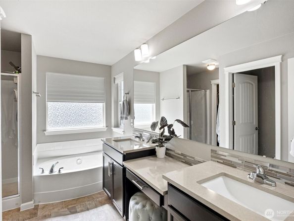 3842 Portside Drive, Bremerton WA 98312