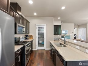 3842 Portside Drive, Bremerton WA 98312