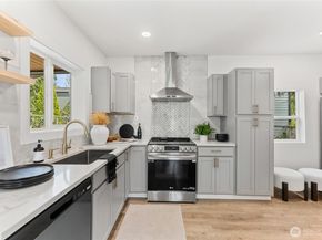 5154 S Creston Street, Seattle WA 98178
