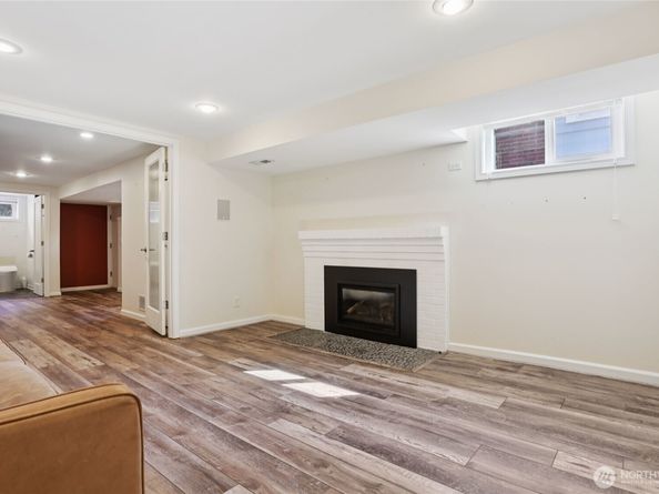 7322 21st Avenue NW, Seattle WA 98117