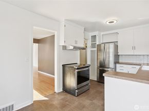 7322 21st Avenue NW, Seattle WA 98117