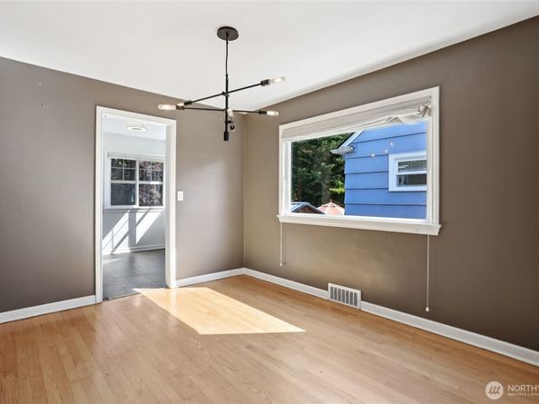 7322 21st Avenue NW, Seattle WA 98117