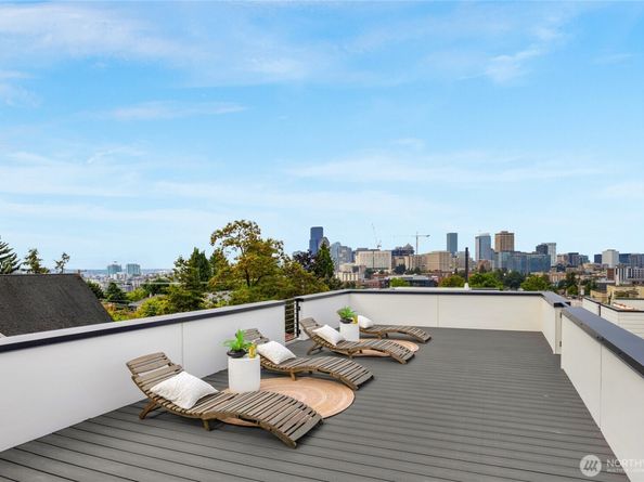 920 16th Avenue B, Seattle WA 98122