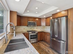9726 NE 128th Street, Kirkland WA 98034