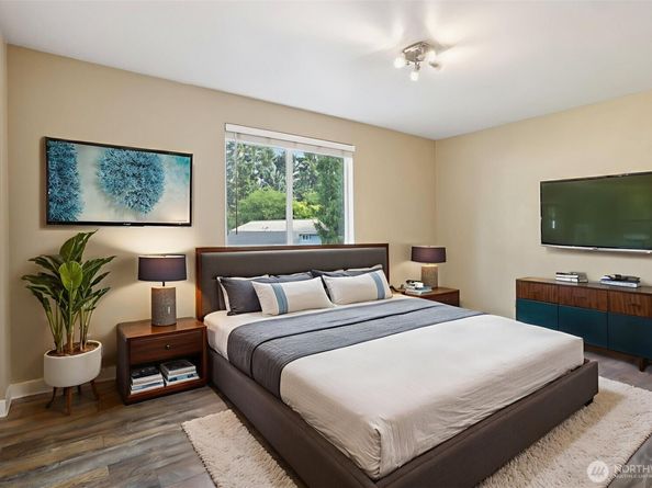 9726 NE 128th Street, Kirkland WA 98034