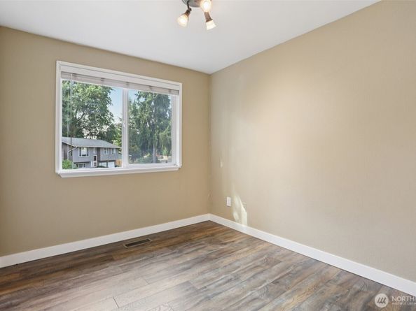 9726 NE 128th Street, Kirkland WA 98034