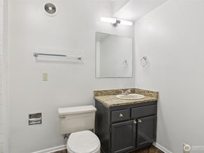 9726 NE 128th Street, Kirkland WA 98034