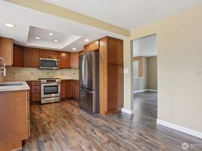9726 NE 128th Street, Kirkland WA 98034