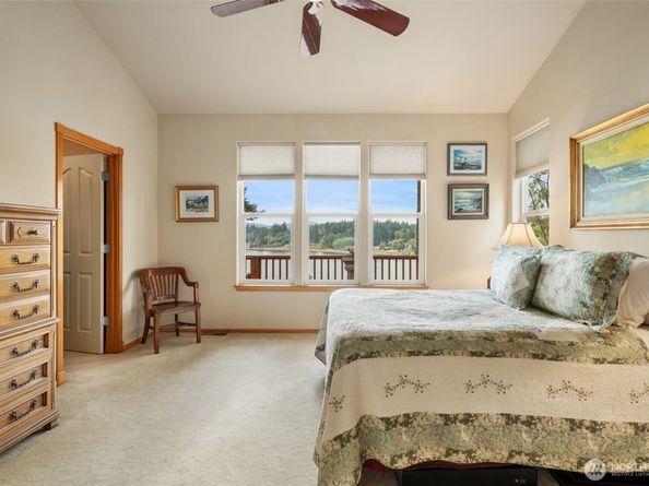 3465 Sulphur Springs Lane, Bremerton WA 98310