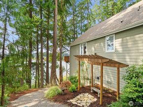 3465 Sulphur Springs Lane, Bremerton WA 98310