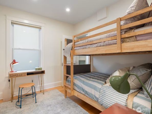 115 11th Avenue E, Seattle WA 98102