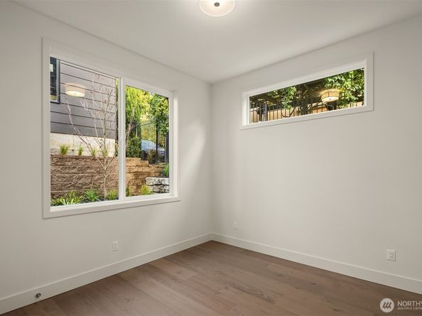 238 5th Avenue W, Kirkland WA 98033