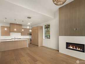 238 5th Avenue W, Kirkland WA 98033