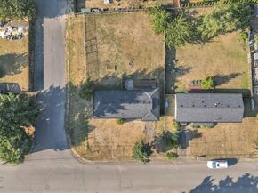 2316 SW 328th Street, Federal Way WA 98023