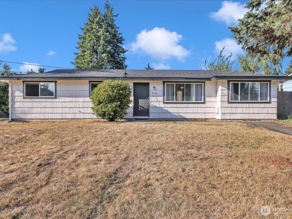 2316 SW 328th Street, Federal Way WA 98023