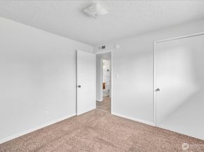 2316 SW 328th Street, Federal Way WA 98023