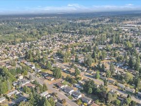 2316 SW 328th Street, Federal Way WA 98023