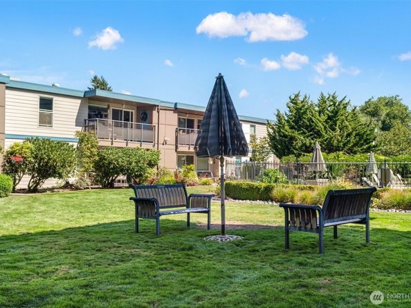 500 Elm Way 34, Edmonds WA 98020