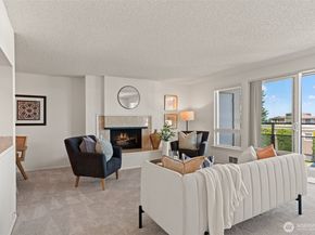 500 Elm Way 34, Edmonds WA 98020