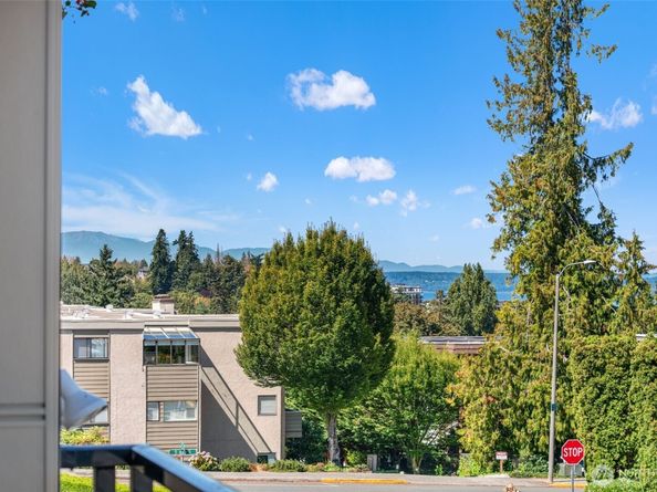 500 Elm Way 34, Edmonds WA 98020