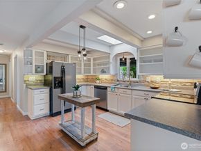 7230 E Maple Street, Port Orchard WA 98366