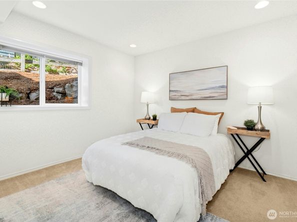 23621 7th Avenue W, Bothell WA 98021